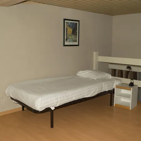 Gardens Apartment *