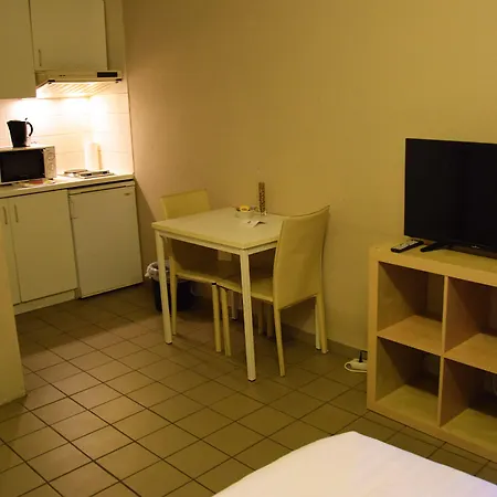 Gardens Apartment *